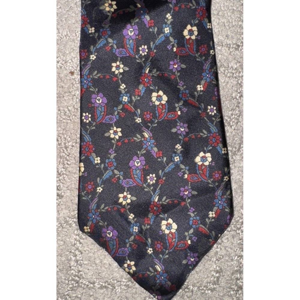 Vtg Oleg Cassini Silk Mens Necktie Art Deco Black White Red Floral Classic USA - Picture 1 of 4